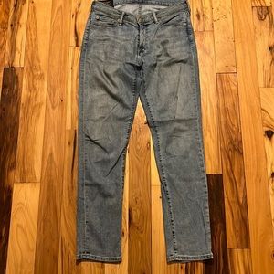 Abercrombie & Fitch men’s athletic skinny stretch jeans 32” x 32”